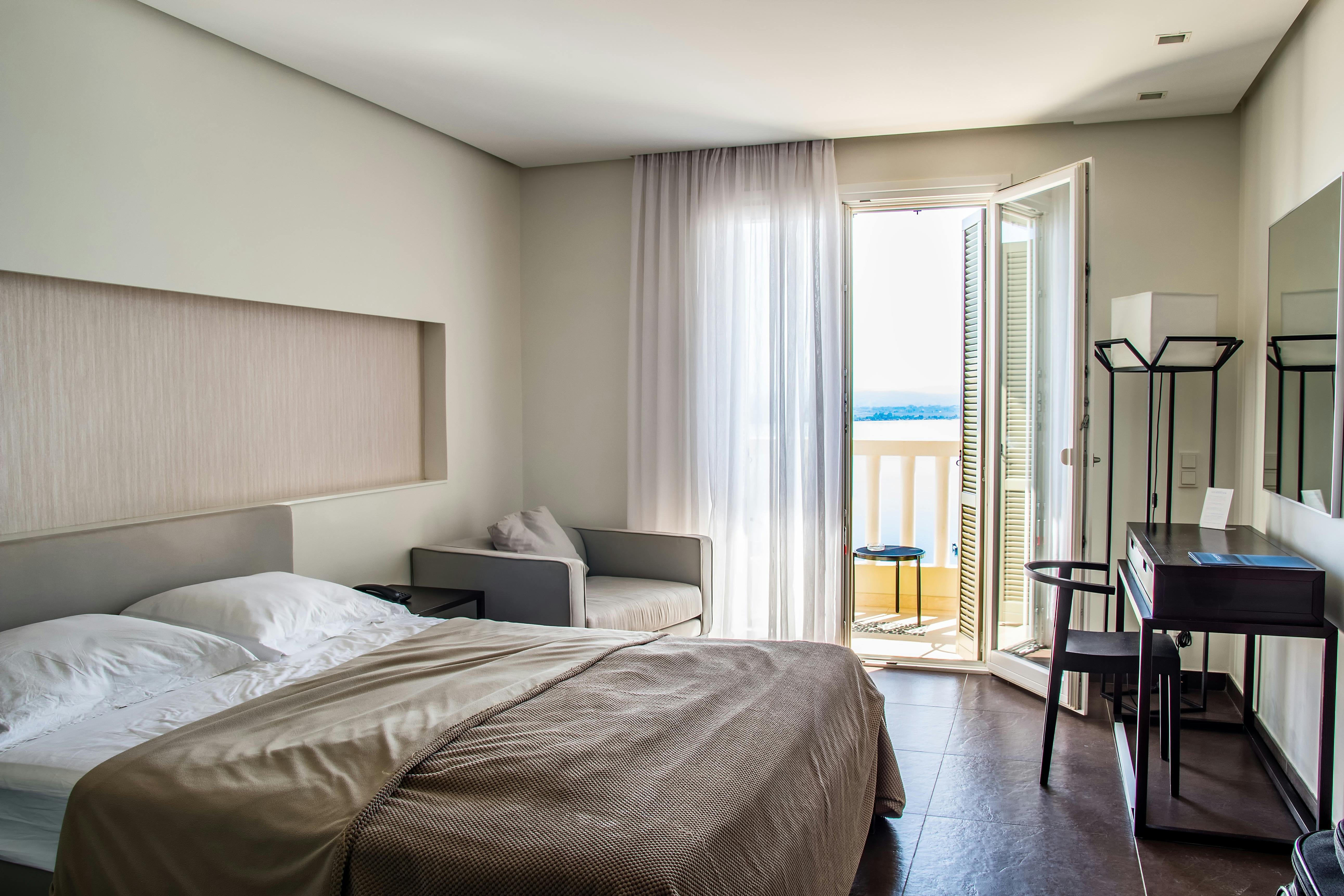 Modern City Center Hotel